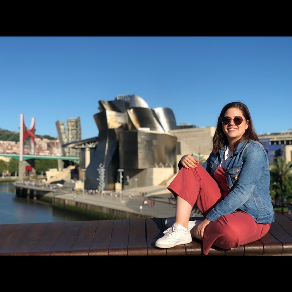 Meet your Posher, Fernanda - Picture 8 of 16